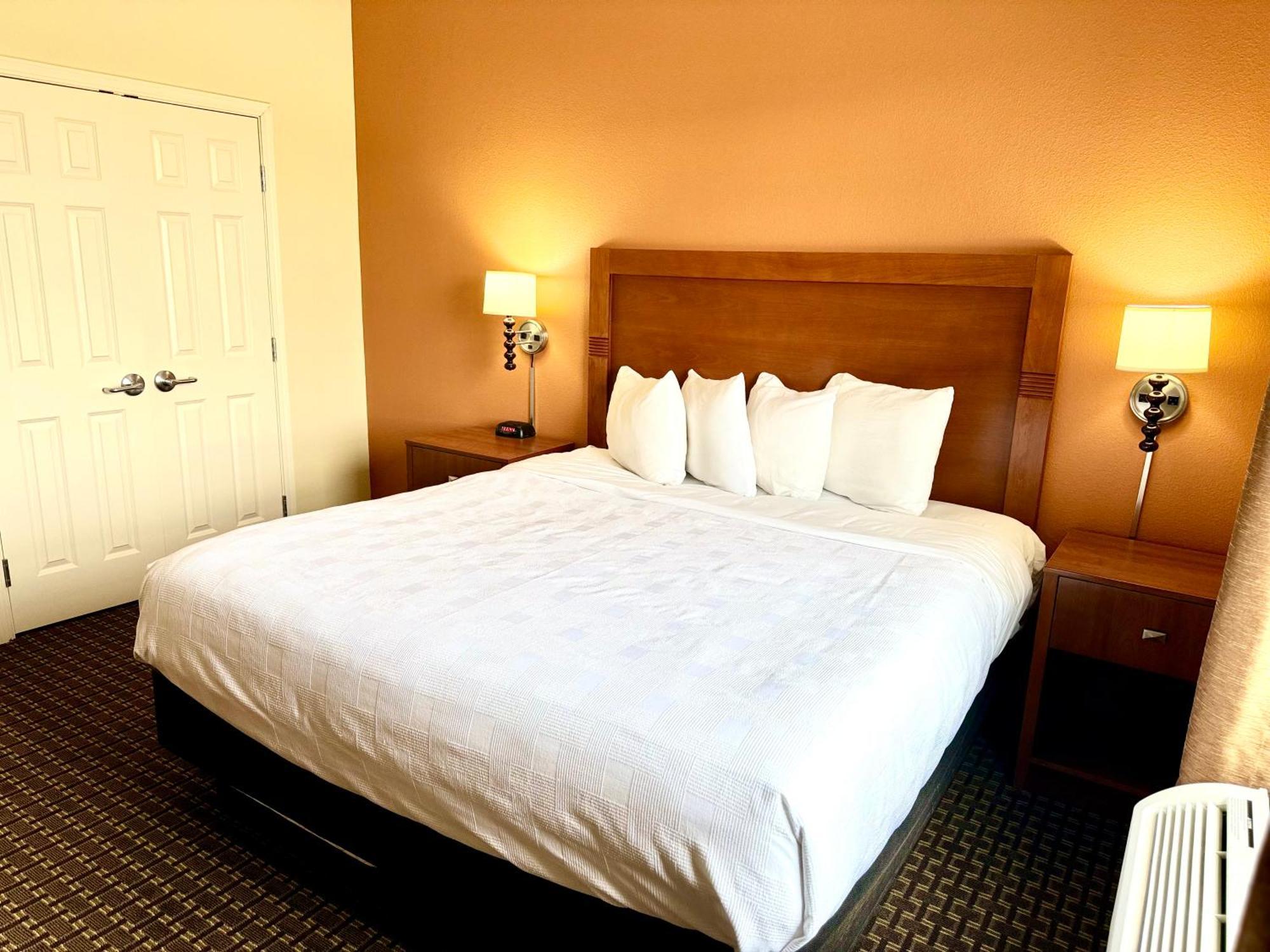 Mainstay Suites Tioga Luaran gambar